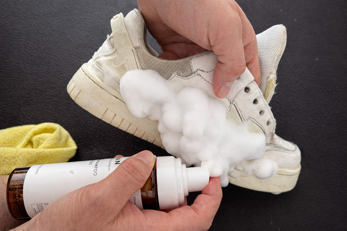 Cleaning White Sneakers: DIY vs Foam Cleaner (Part 1)